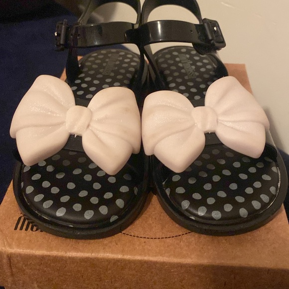 Girls black and white Mini Melissa size 10 - Picture 6 of 6